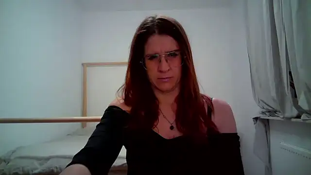 Snapshot of KayaRose chatting on October 25, 2025, 8:25 pm KayaRose online show from October 25, 2025, 8:25 pm