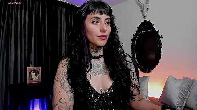 Snapshot of nasty_aliice1 chatting on December 18, 2025, 6:30 am nasty aliice1 online show from December 18, 2025, 6:30 am