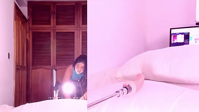 Snapshot of Exotic_Ambar chatting on January 14, 2025, 11:16 pm Exotic Ambar online show from January 14, 2025, 11:16 pm