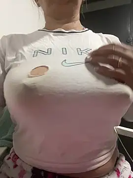 ruby santana777 online show from April 8, 2026, 1:44 pm