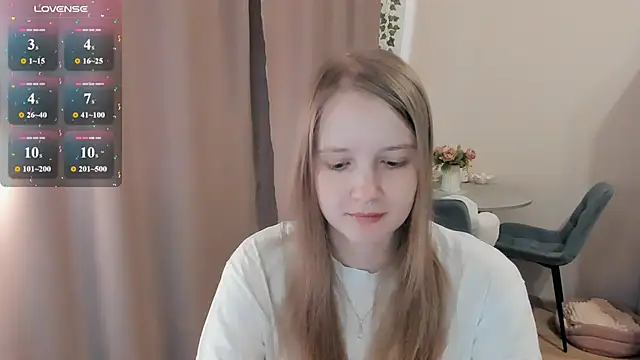 Snapshot of Alyaley chatting on July 3, 2026, 8:21 am Alyaley online show from July 3, 2026, 8:21 am