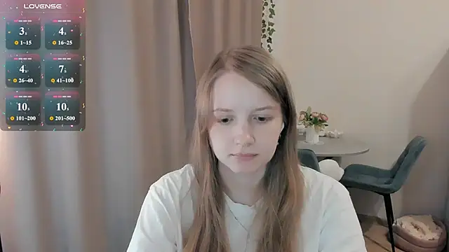 Snapshot of Alyaley chatting on July 7, 2026, 3:38 pm Alyaley online show from July 7, 2026, 3:38 pm