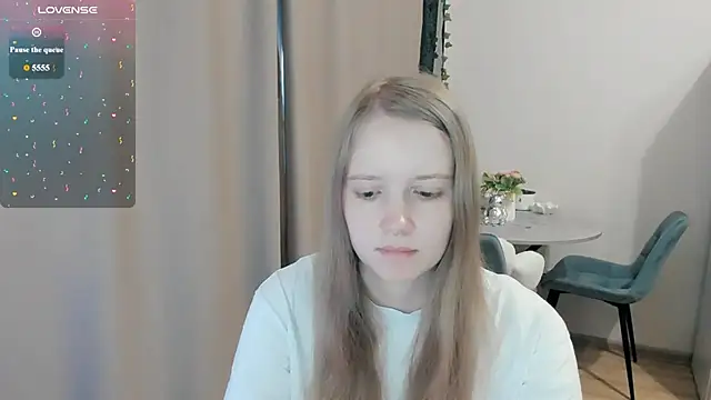 Snapshot of Alyaley chatting on July 16, 2026, 11:27 am Alyaley online show from July 16, 2026, 11:27 am