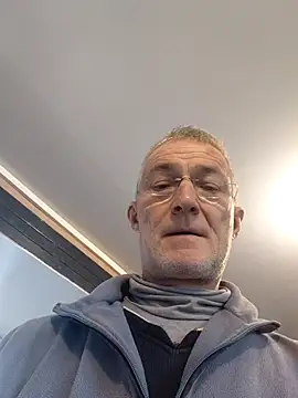 60philippe online show from December 2, 2025, 1:39 pm