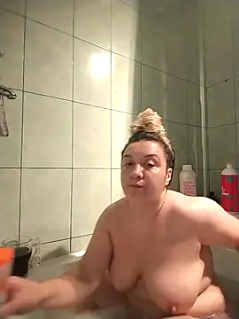 MikySWeet7 online show from September 28, 2025, 5:40 pm