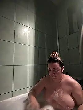 MikySWeet7 online show from November 15, 2025, 9:43 pm