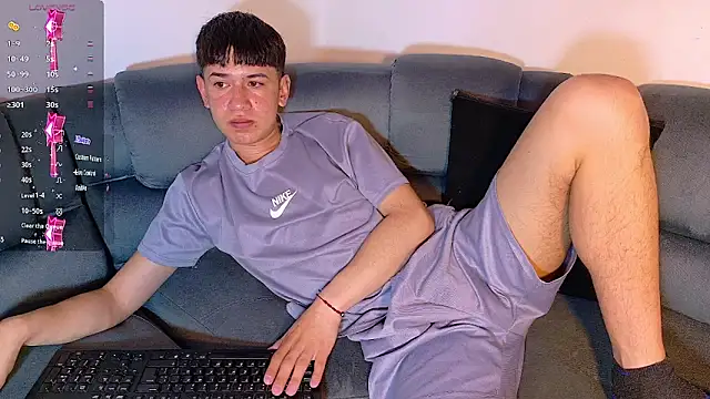 Snapshot of Mr_daren_ chatting on November 8, 2025, 6:29 pm Mr daren online show from November 8, 2025, 6:29 pm