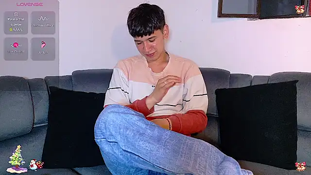 Snapshot of Mr_daren_ chatting on December 2, 2025, 7:09 pm Mr daren online show from December 2, 2025, 7:09 pm