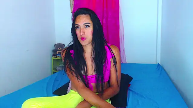 Snapshot of misss_estrella chatting on February 13, 2026, 2:57 pm misss estrella online show from February 13, 2026, 2:57 pm