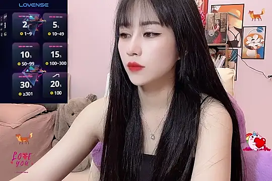  LLisa  online show from March 6, 2025, 6:59 pm