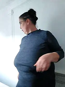 Snapshot of EmmaSquirt chatting on March 19, 2025, 3:40 pm EmmaSquirt online show from March 19, 2025, 3:40 pm