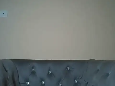 Mon cherrie  online show from February 11, 2026, 11:26 am