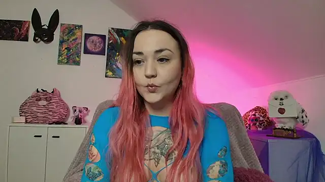 PinkHurricaneOfficial online show from January 16, 2026, 5:28 pm