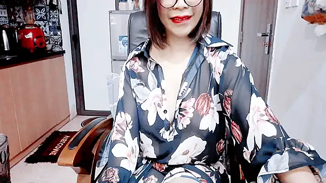 Snapshot of Miu-Le chatting on March 20, 2026, 9:19 pm Miu-Le online show from March 20, 2026, 9:19 pm