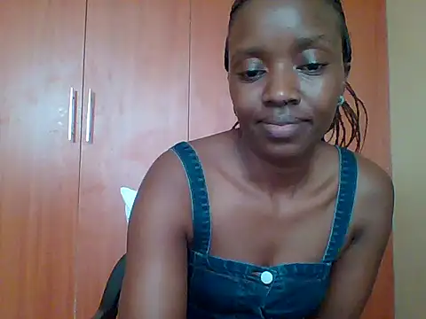 sexy darleen23 online show from October 28, 2025, 9:57 am