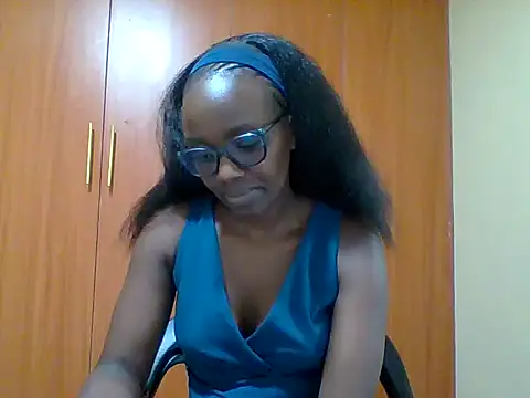 sexy darleen23 online show from March 7, 2026, 7:49 am