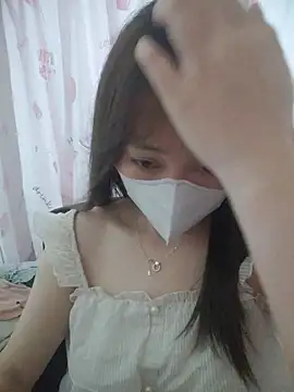 Kajisu 26 online show from April 14, 2026, 1:44 am