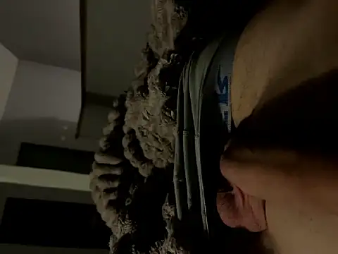 Snapshot of rastamalin@xh chatting on October 18, 2025, 12:02 am rastamalinxh online show from October 18, 2025, 12:02 am