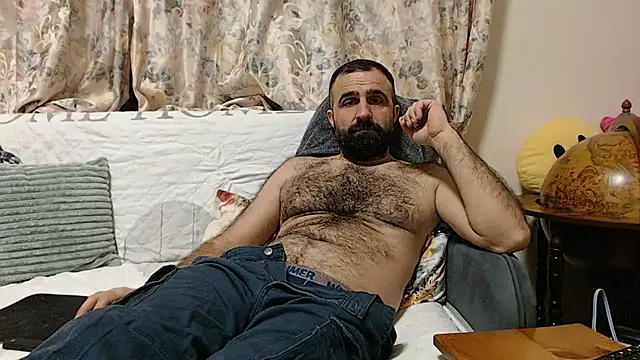 Snapshot of ivat80 chatting on February 20, 2025, 5:40 pm ivat80 online show from February 20, 2025, 5:40 pm