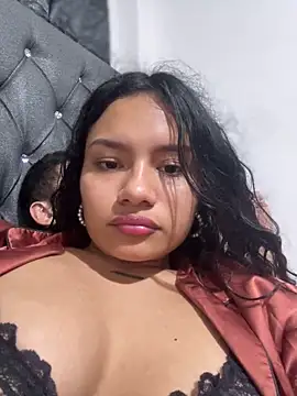 Riana Kean online show from December 5, 2024, 6:43 am