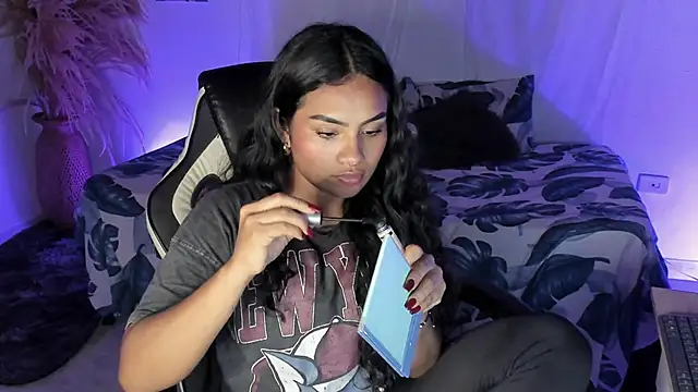 Riana Kean online show from March 7, 2026, 3:25 am