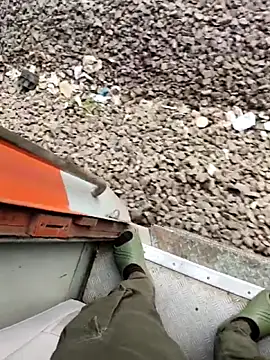 Snapshot of Cum_on_your_tityyy chatting on December 23, 2025, 10:13 am Cum on your tityyy online show from December 23, 2025, 10:13 am