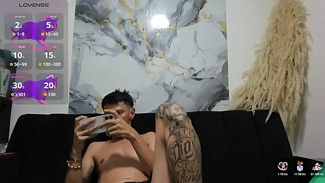 andy dwels777 online show from March 4, 2026, 8:15 pm