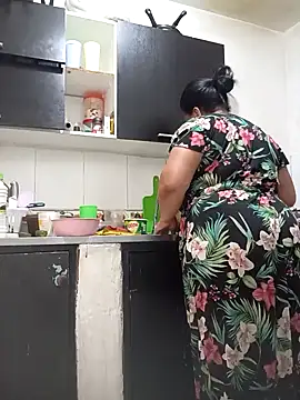 Shanttal0272 online show from October 23, 2025, 2:16 pm