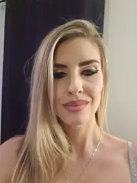 ellieconradxo online show from June 17, 2026, 3:09 am