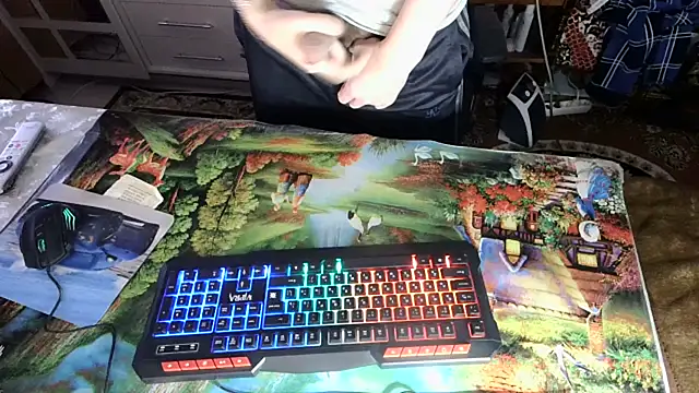 Snapshot of oleg1984 chatting on December 18, 2025, 1:50 pm oleg1984 online show from December 18, 2025, 1:50 pm