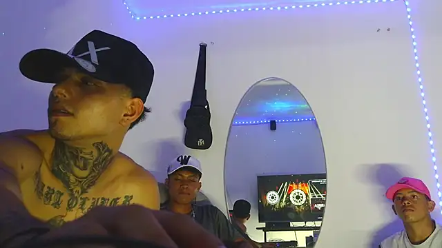 Skartoliver online show from September 18, 2025, 5:31 am