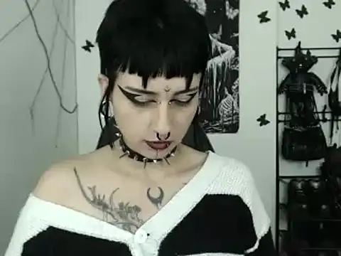 Snapshot of n0sferatus__ chatting on October 29, 2025, 3:53 am n0sferatus online show from October 29, 2025, 3:53 am