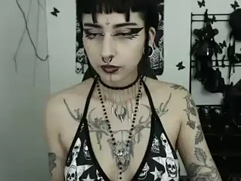 Snapshot of n0sferatus__ chatting on November 12, 2025, 2:12 am n0sferatus online show from November 12, 2025, 2:12 am