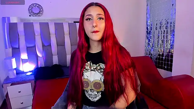 Megan wolf1  online show from December 4, 2024, 4:32 am