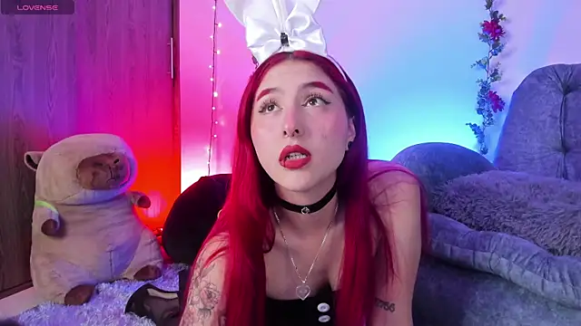 Megan wolf1  online show from April 15, 2026, 5:58 am