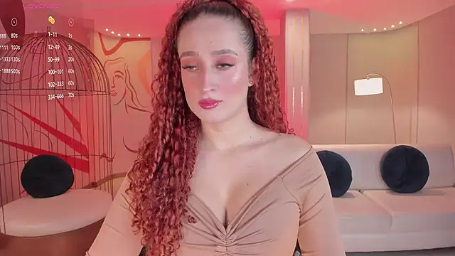 Snapshot of RosalineFiore chatting on January 2, 2025, 12:03 pm RosalineFiore online show from January 2, 2025, 12:03 pm