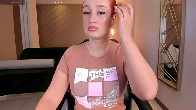 Snapshot of RosalineFiore chatting on January 10, 2025, 11:54 am RosalineFiore online show from January 10, 2025, 11:54 am