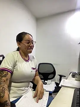 nurse desi sexlove online show from April 3, 2026, 9:46 pm