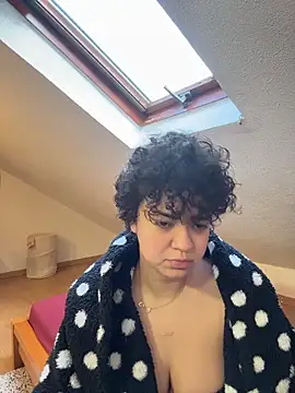 Snapshot of rafamarianoofc chatting on February 5, 2026, 8:41 am rafamarianoofc online show from February 5, 2026, 8:41 am