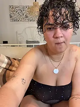 Snapshot of rafamarianoofc chatting on February 12, 2026, 7:42 pm rafamarianoofc online show from February 12, 2026, 7:42 pm