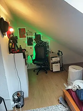 Snapshot of rafamarianoofc chatting on February 25, 2026, 9:19 am rafamarianoofc online show from February 25, 2026, 9:19 am