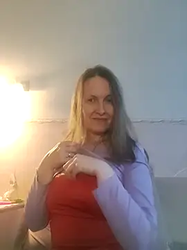 Evelina cute online show from December 21, 2025, 12:23 pm