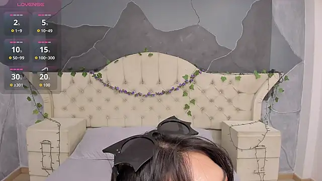 Snapshot of AmberGreyy_ chatting on November 7, 2025, 6:08 pm AmberGreyy online show from November 7, 2025, 6:08 pm