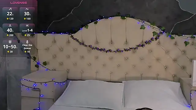 Snapshot of AmberGreyy_ chatting on November 12, 2025, 5:46 pm AmberGreyy online show from November 12, 2025, 5:46 pm