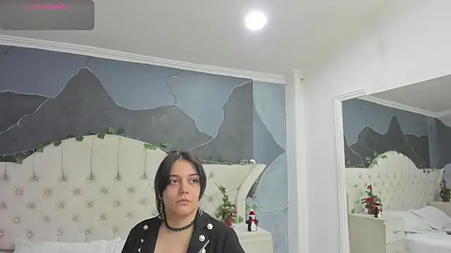 Snapshot of AmberGreyy_ chatting on December 5, 2025, 12:25 pm AmberGreyy online show from December 5, 2025, 12:25 pm