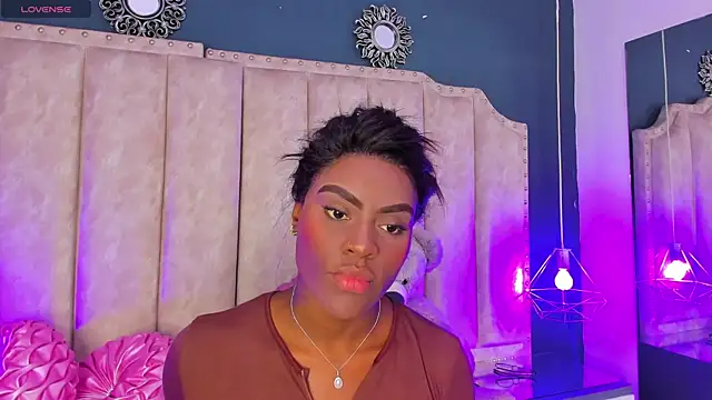 Snapshot of IsabellaBromsS chatting on February 4, 2025, 9:10 pm IsabellaBromsS online show from February 4, 2025, 9:10 pm