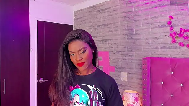 Snapshot of IsabellaBromsS chatting on February 17, 2025, 8:26 pm IsabellaBromsS online show from February 17, 2025, 8:26 pm