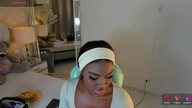 Snapshot of IsabellaBromsS chatting on September 19, 2025, 10:10 pm IsabellaBromsS online show from September 19, 2025, 10:10 pm