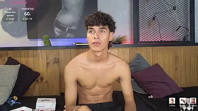 Snapshot of andrewortix chatting on February 27, 2026, 4:45 am andrewortix online show from February 27, 2026, 4:45 am