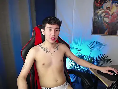 Snapshot of SebasstianGrand chatting on February 14, 2025, 1:34 am SebasstianGrand online show from February 14, 2025, 1:34 am